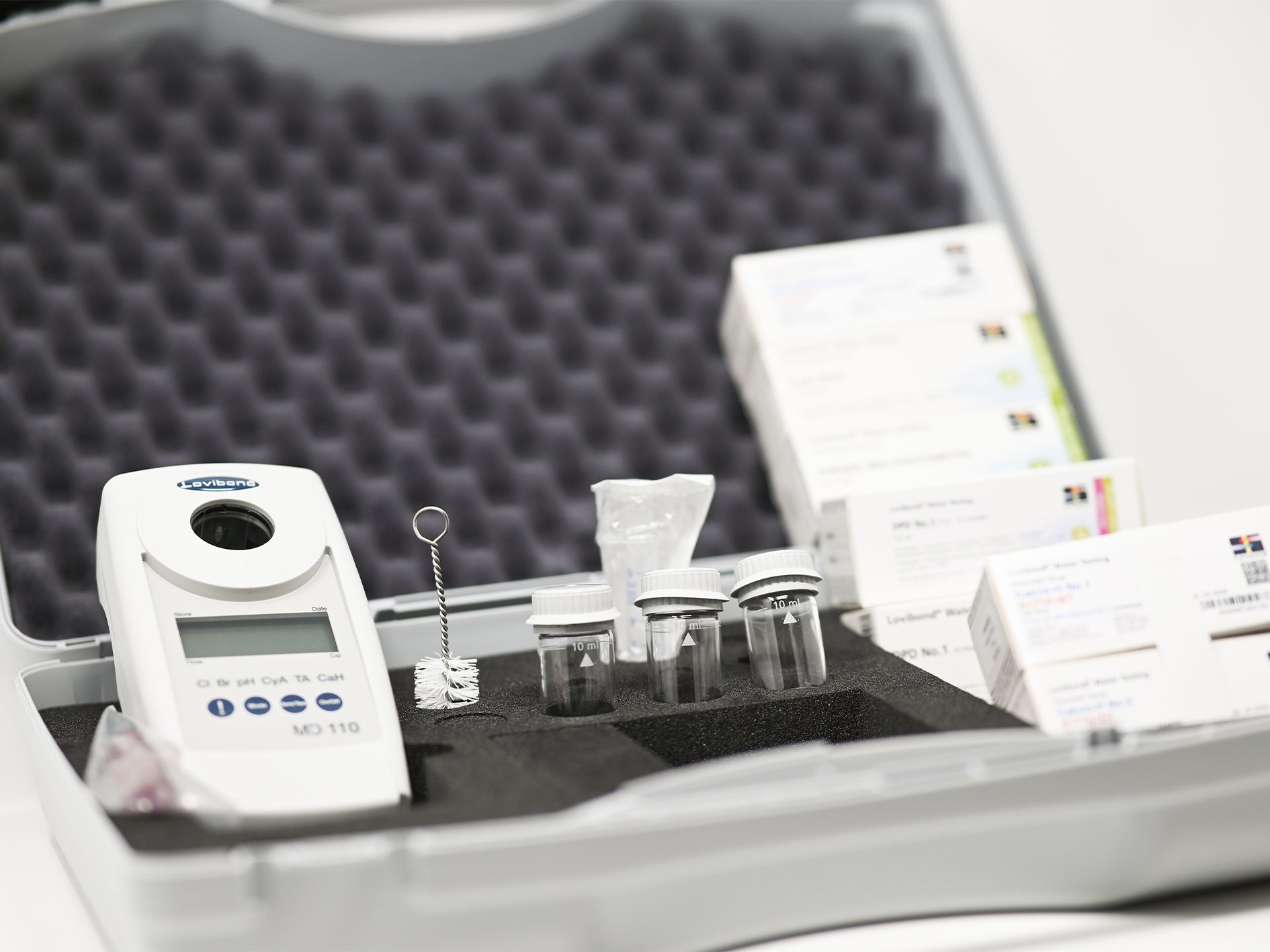 Lovibond MD110 Pool Control 6 in 1 Photometer