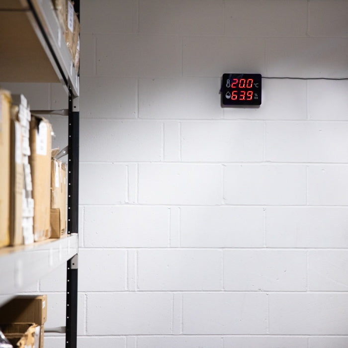 Wall Mounted Thermometer & Hygrometer