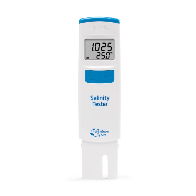 Hanna Instruments POOL TEST 8 Professional Testing Kit for Pools and Hot Tubs