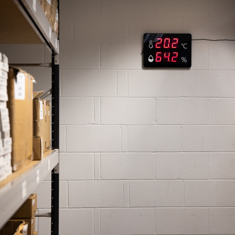 Wall Mounted Thermometer & Hygrometer