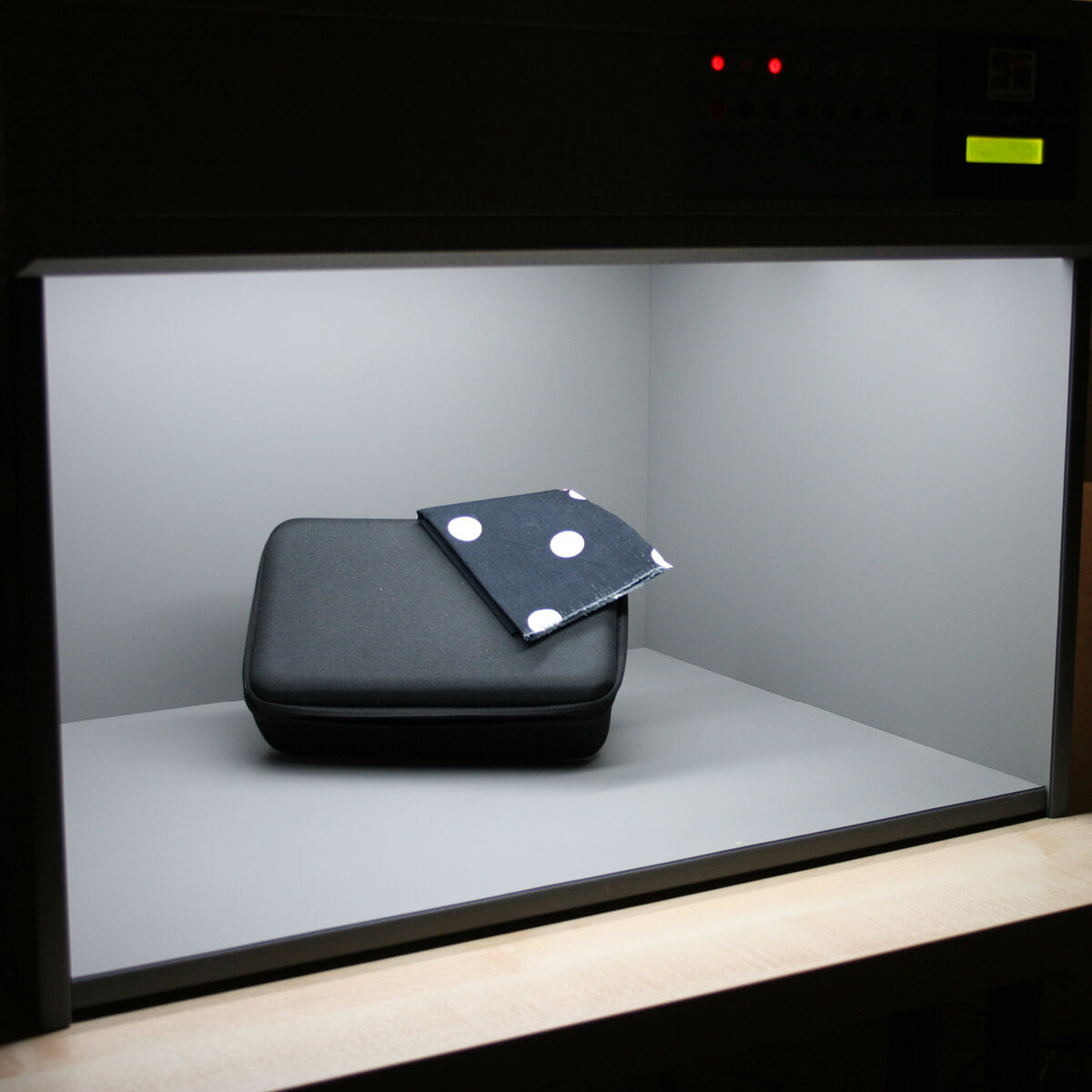 Lovibond TLC 120 Light Cabinet D65/TL84,CWF/UV/F/TL83 (131 x 60 x 80 cm)