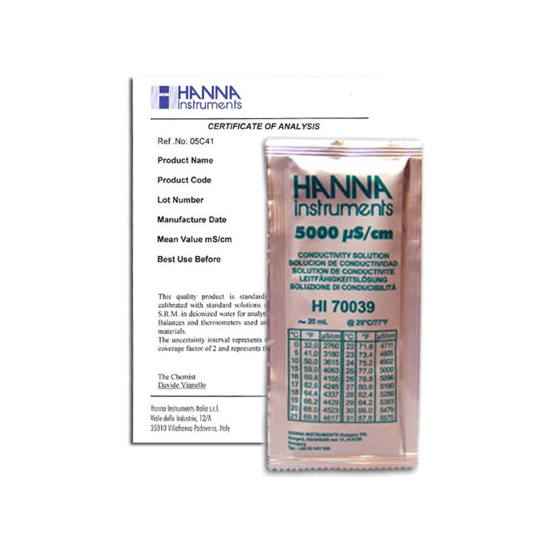 Hanna Instruments HI-70039C 5 000 µS/cm Conductivity Calibration Solution, x25 Sachets w/ Certificate