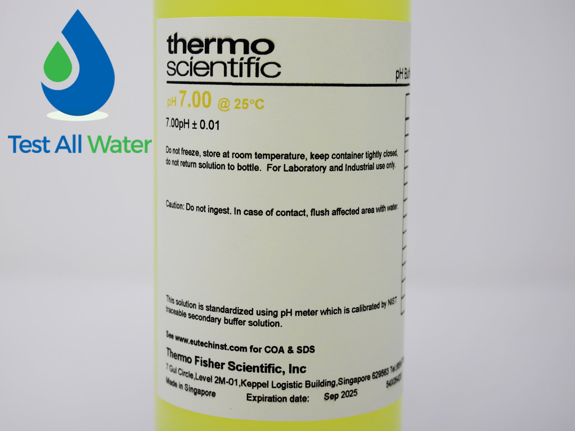 Eutech pH 7.00  Buffer Solution - 480ml