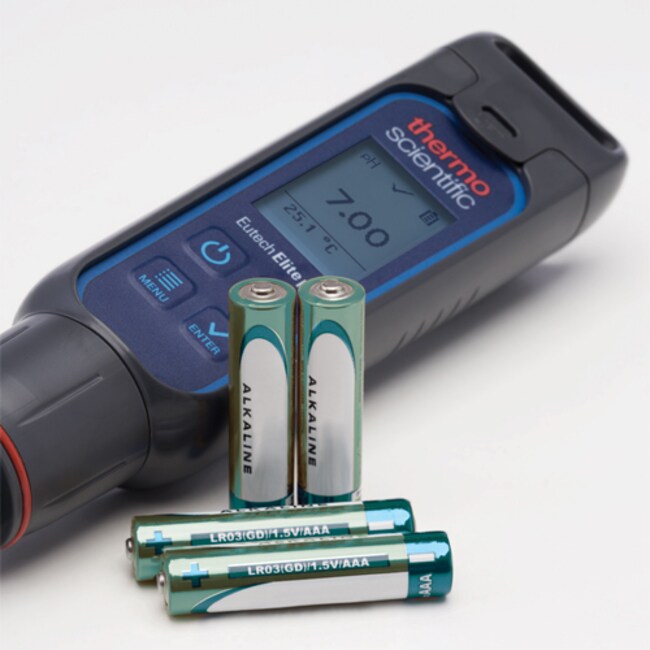 Thermo Scientific Eutech™ Elite Conductivity/TDS/Salinity/Temp pocket tester - cup sensor.