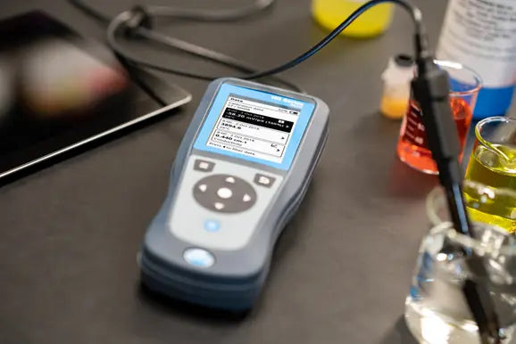 Hach HQ4300 Portable Multi-Meter, pH, Conductivity, TDS, Salinity, Dissolved Oxygen (DO), ORP, and ISE, 3 channels, w/o electrodes