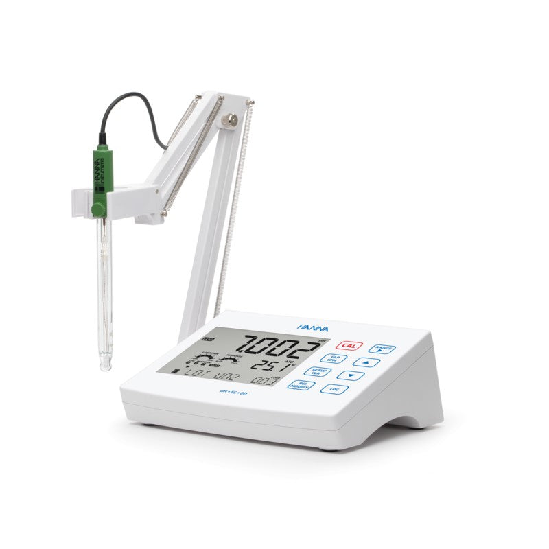 Hanna Instruments HI-2600 pH EC and DO Benchtop meter