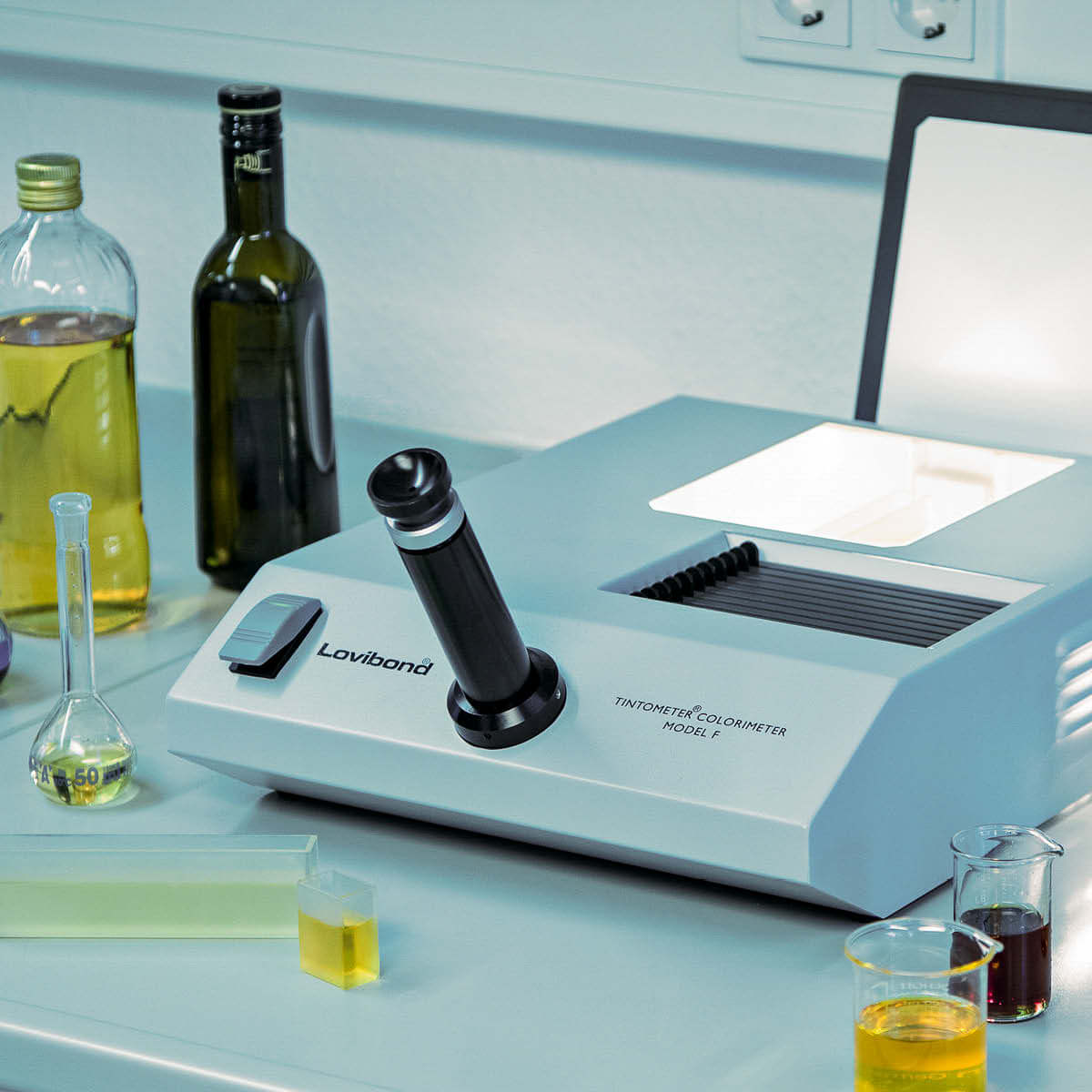 Lovibond Model F Colorimeter